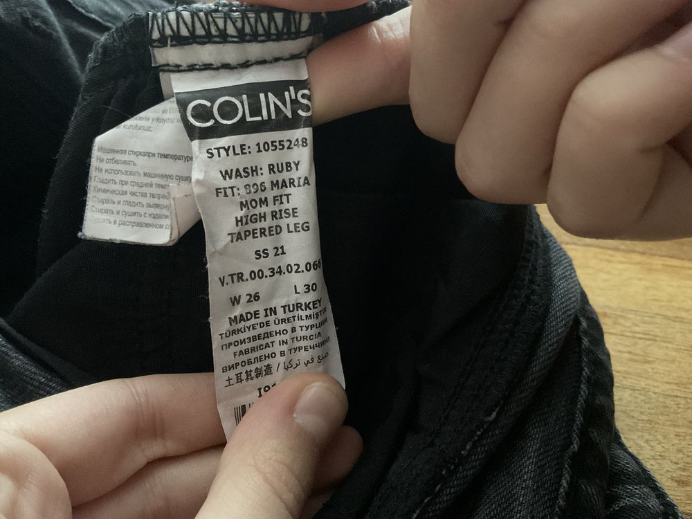 Продам джинсы Colin’s