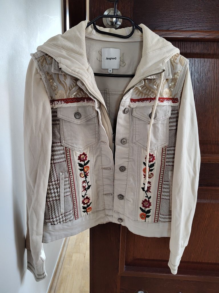 Jeansowa kurtka Desigual - r.38 (nowa bez metki)