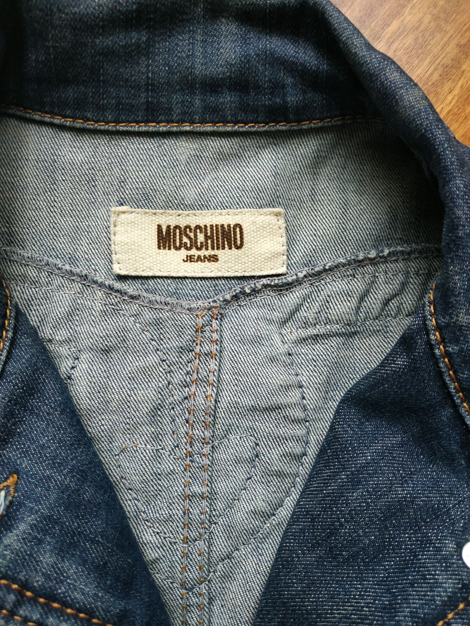 Moschino Jeans M размер