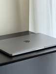 MacBook Air 13” Intel core i5 com ecrã condicionado