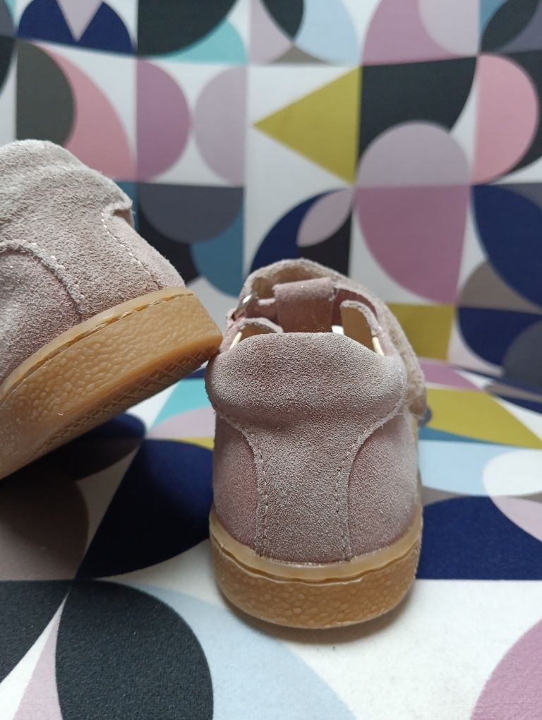 Buty/ Baleriny rozmiar 21 Mido Noster