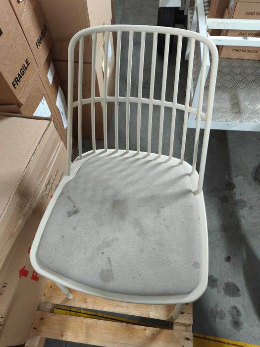 6 cadeiras Sklum em polipropileno e aço