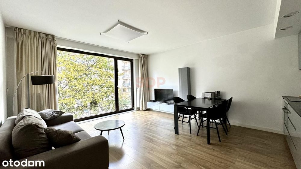 Elegancki apartament z widokiem na zieleń