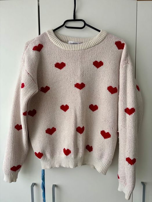 Terranova sweter w serduszka r. XS