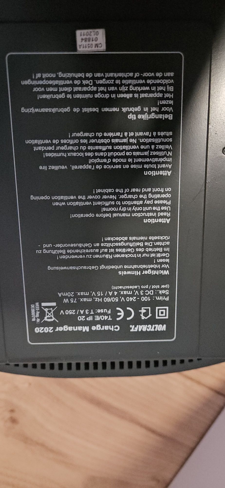 Voltcraft charge Manager 2020 ładowarka do baterii .  akumulatorów