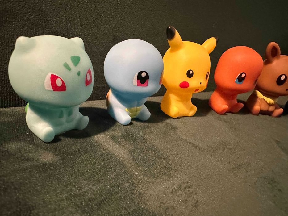 6 x Figurka anime Pokemon Pikachu Squirtle Charmander