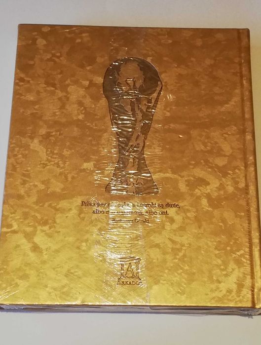 nowy album wielka księga historii piłki nożnej wyd. arkadia