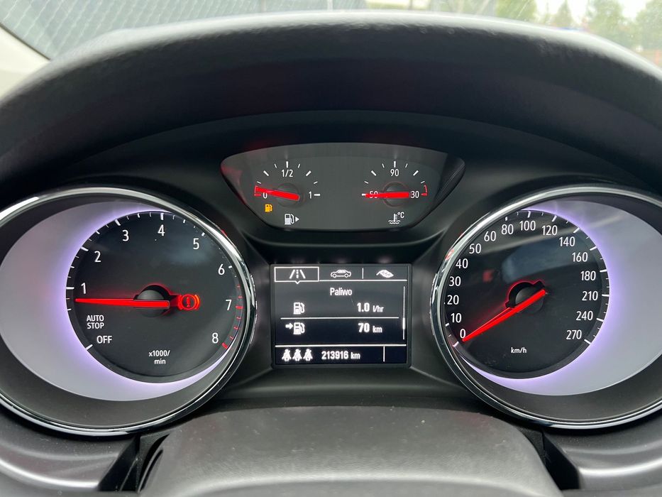 Opel Astra 1.4 Turbo Benzyna 150KM  Ledy Nawigacja Nowe Hamulce 2 Komplety Kół