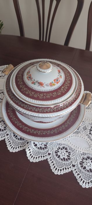 Terrina em Excelente Estado