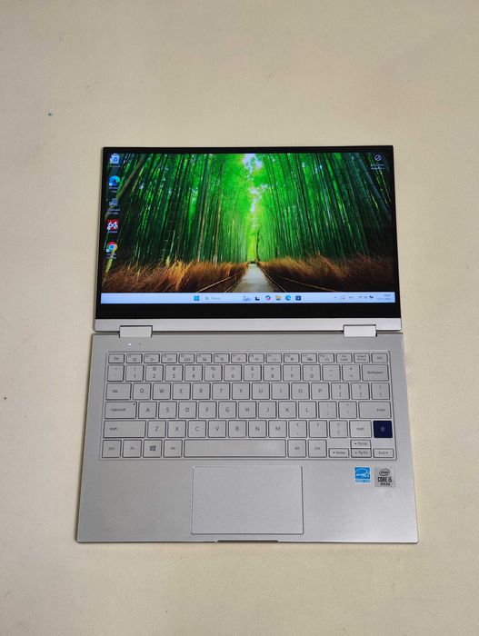 Ноутбук Samsung Galaxy Book Flex Alpha 2-in-1 QLED Core i5/8Gb/256Gb