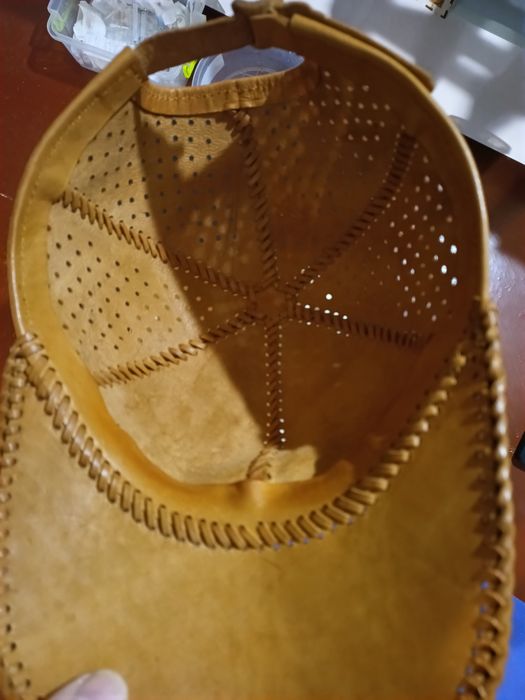 Бейсболка с логотипом