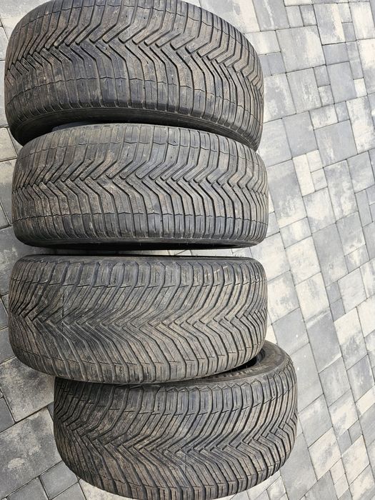 Opony wielosezonowe Michelin crossclimate 2  245/45R18