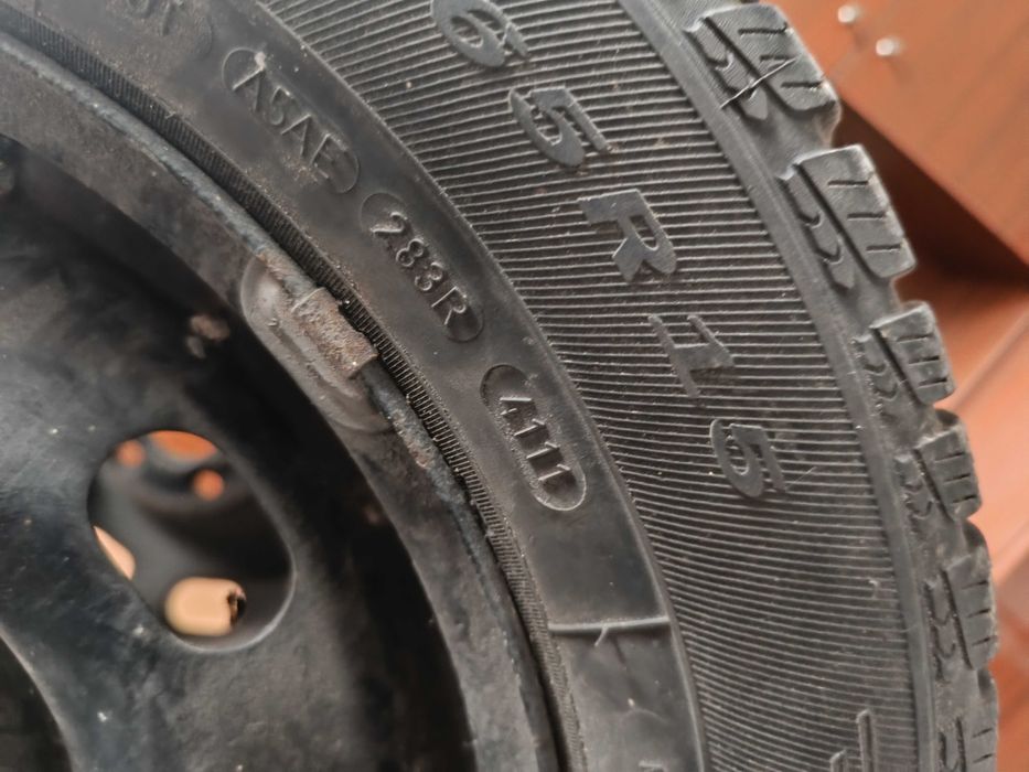 4x zimowe Dębica 195/65 R15   5x100    Seat Leon 1