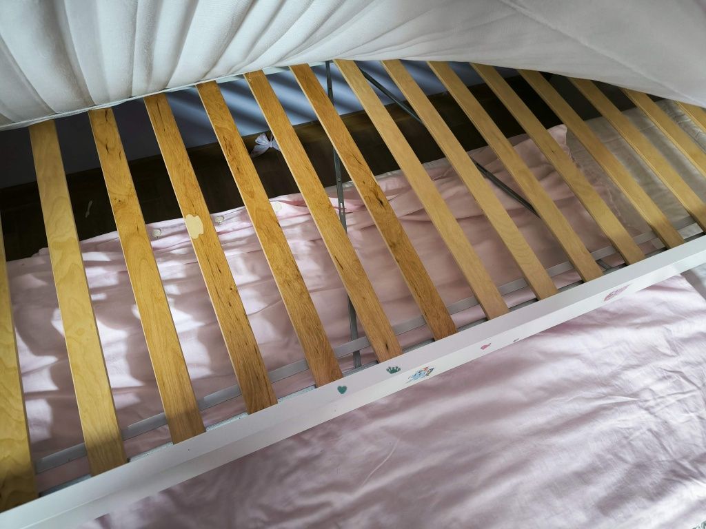 Łóżko podwójne Ikea Flaxa + 2 materace