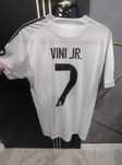 Vini Jr. 7. Koszulka Real Madryt na sezon 25/26. Rozmiar M