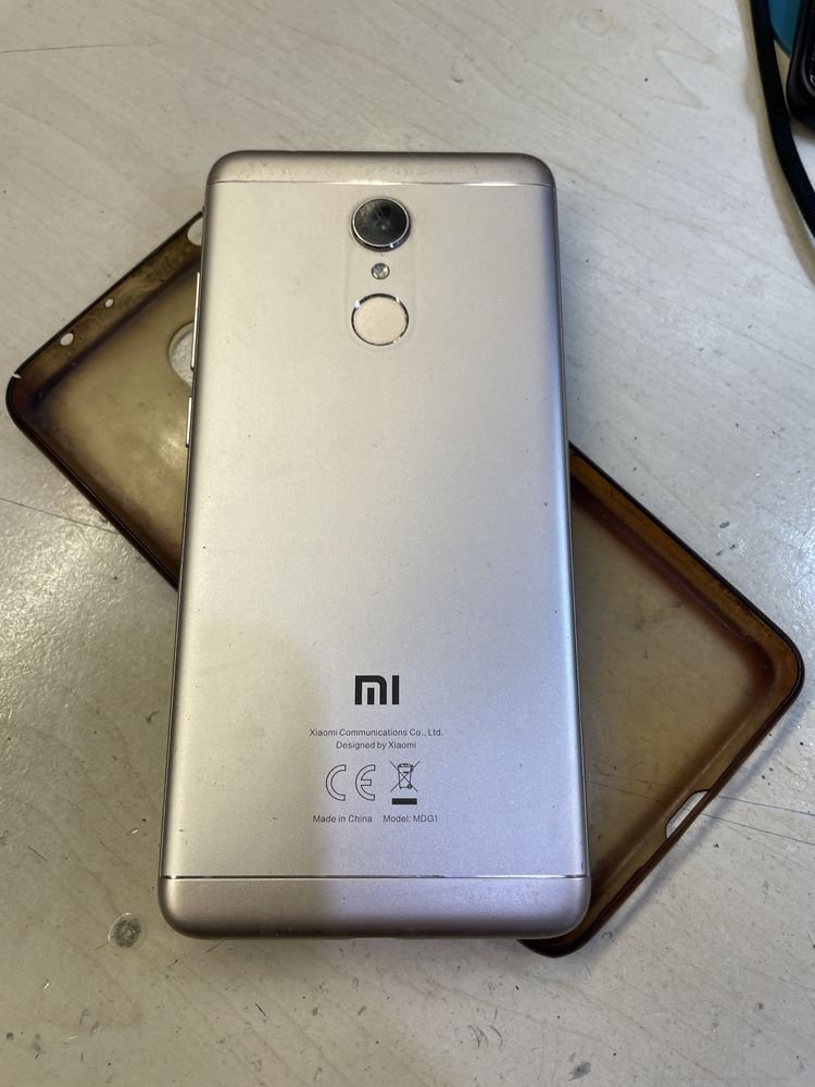 Xiaomi redmi 5(mdg1) в ідельному стані