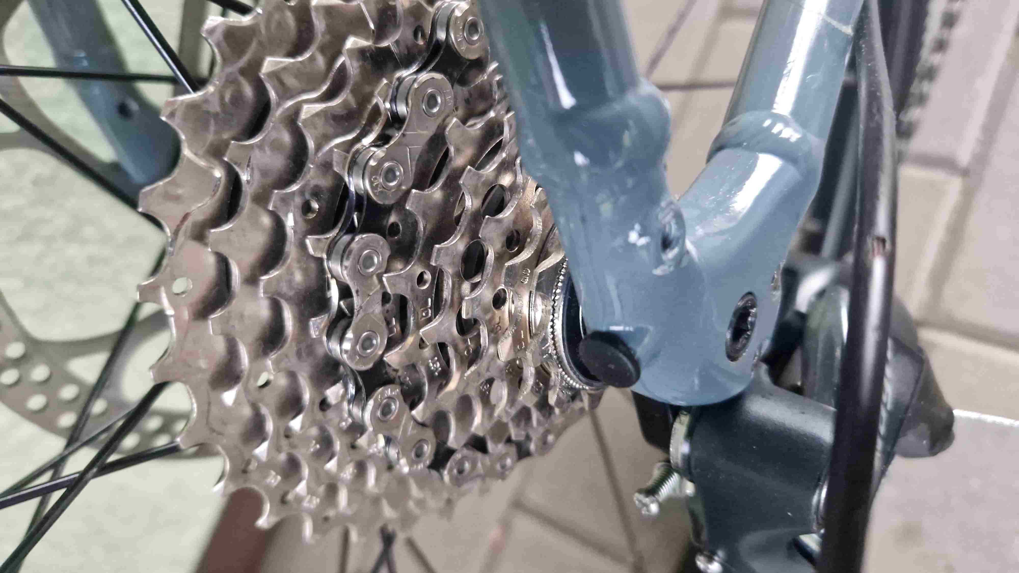 TREK checkpoint TIAGRA alu CARBON sztywne osie r58 gravel hydraulika