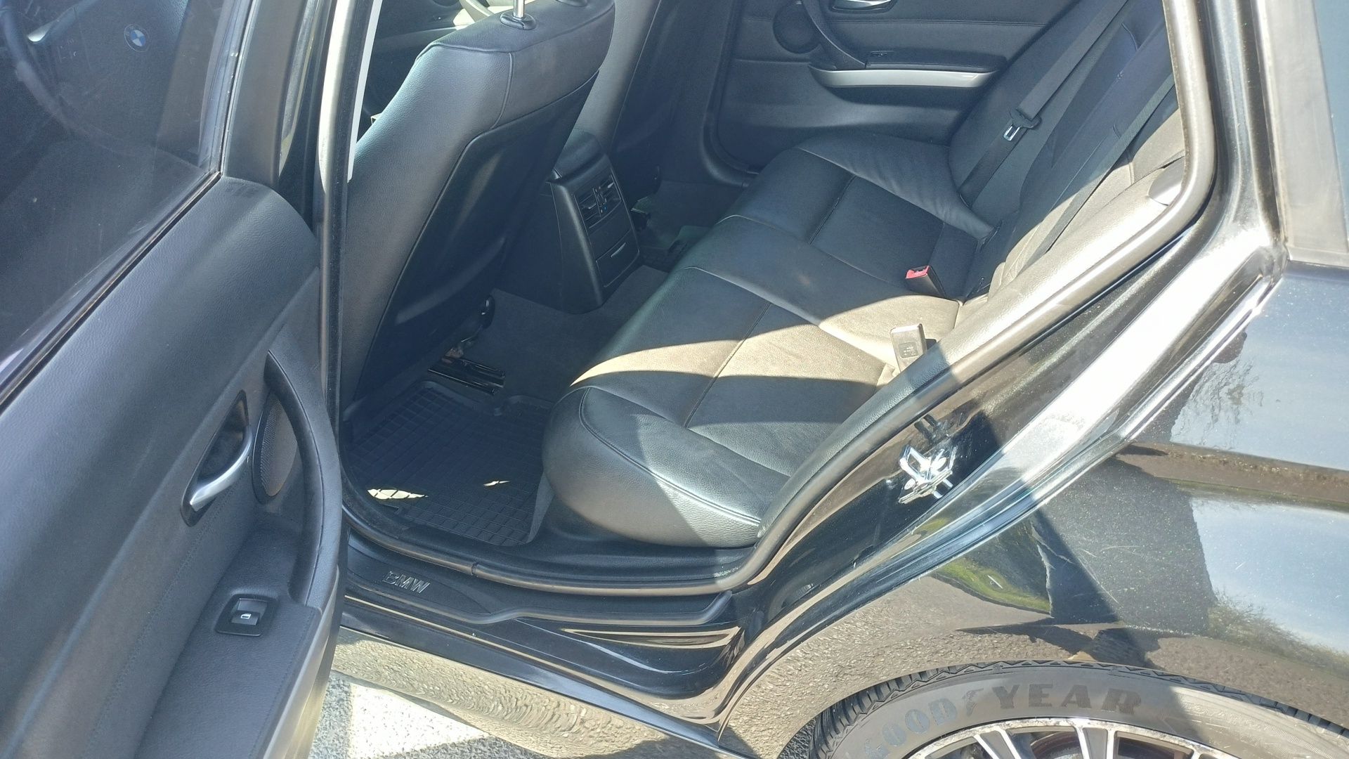 BMW E91 2.0 diesel M47 skrzynia automatyczna Shadow Line Touring