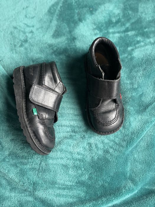 Шкіряні черевички дитячі