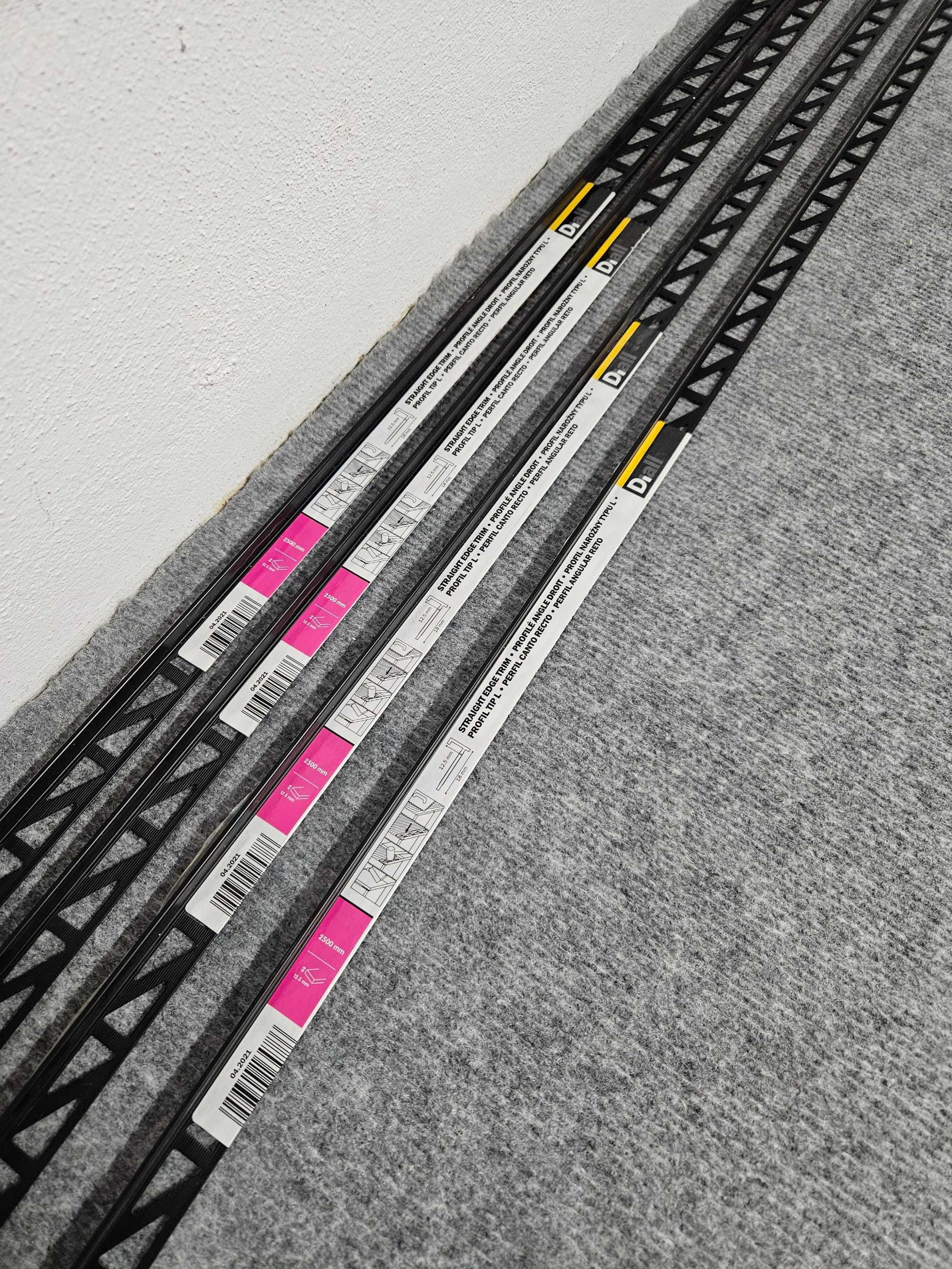 Profil narożny aluminiowy Diall 12,5 mm zewnętrzny czarny mat 2,5 m