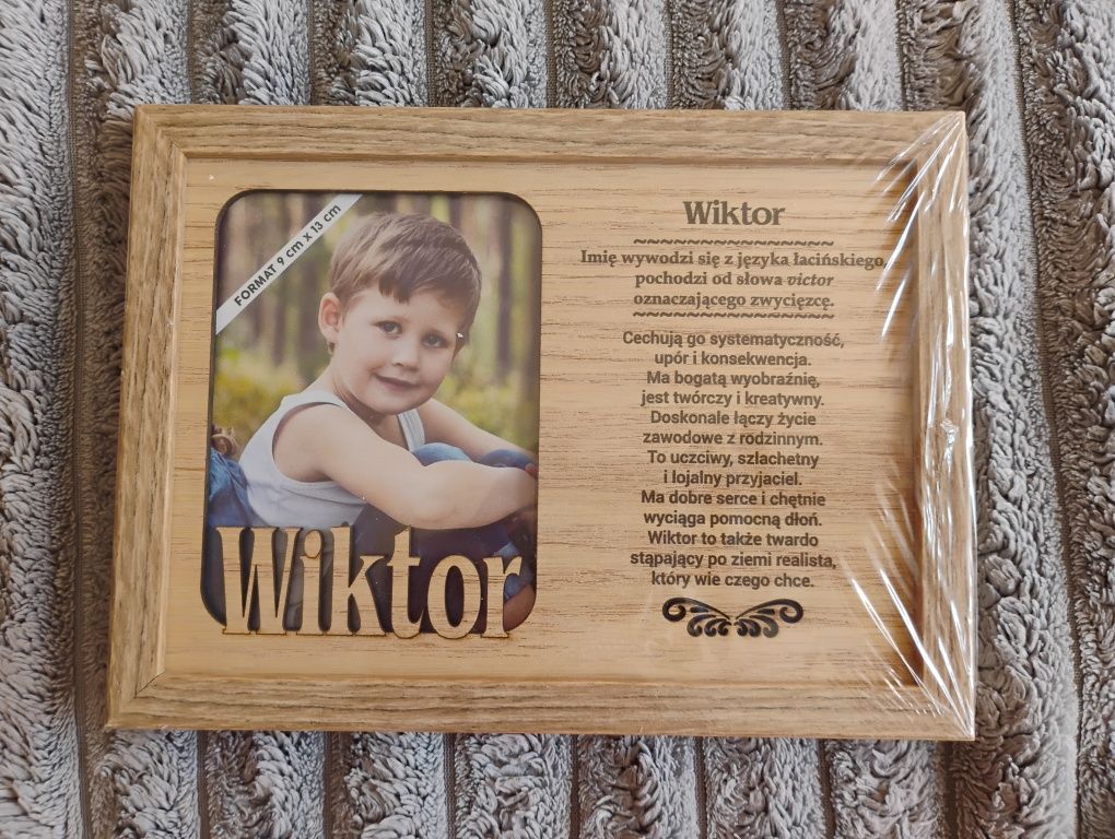 Ramka imienna Wiktor nowa