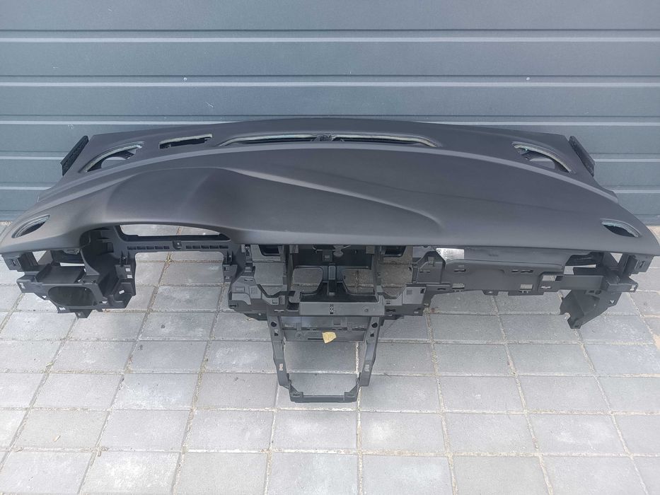 deska konsola kokpit AUDI Q3 regeneracja
