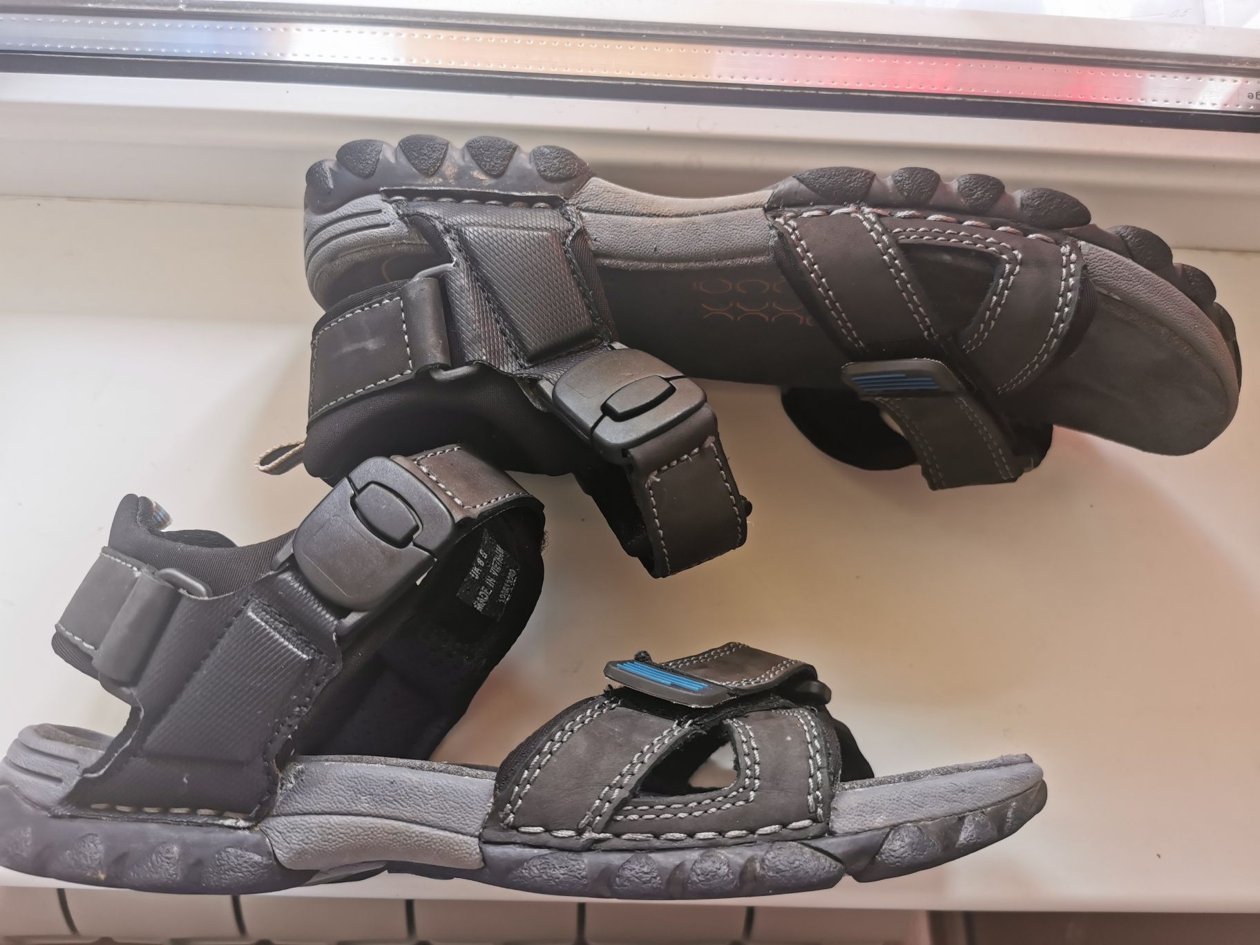 Кожаные босоножки Clarks Active Air стелька 28 см
