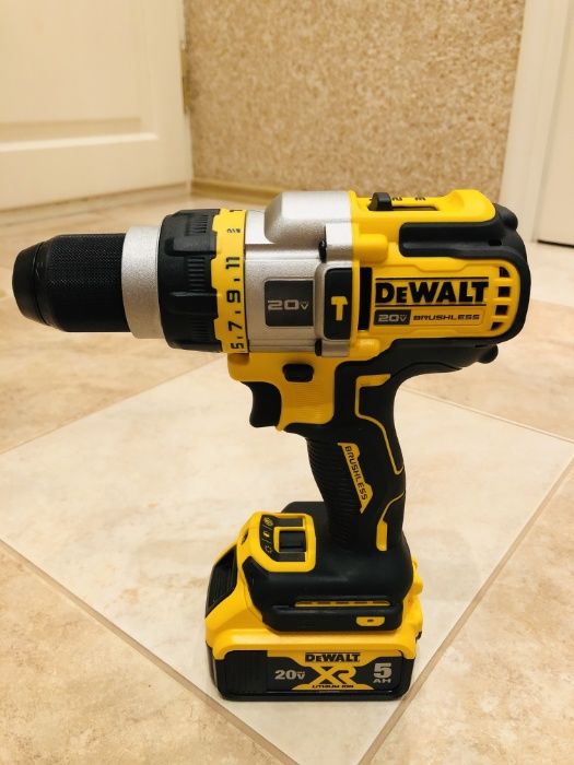 Новинка!!! Оригінальний набір Dewalt DCK2100P2 привезений з США