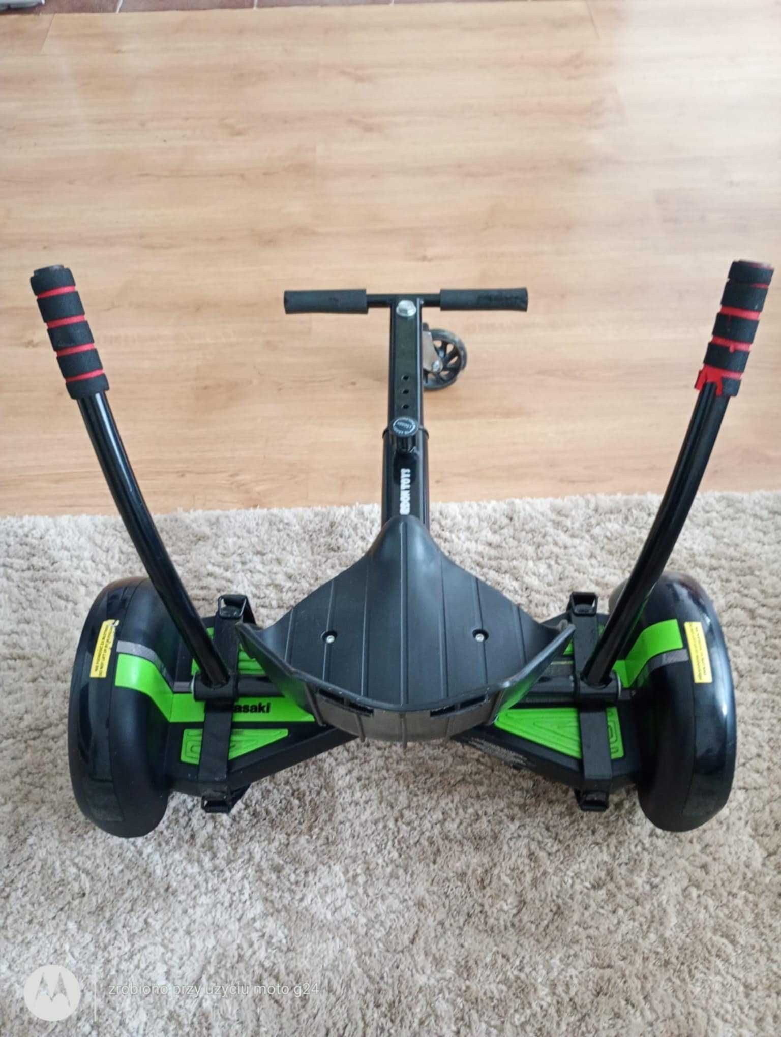 Hoverboard Kawasaki KX-PRO6.5A + nakładka typu Gokart (siedzisko)