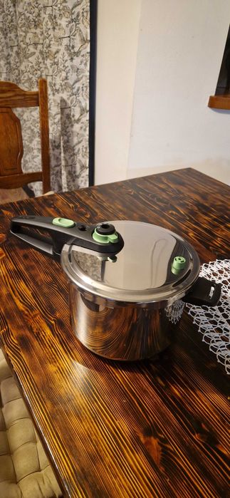 Szybkowar z koszykiem Tefal 6 litrów