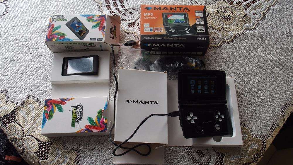 Manta MM264 Player, AVI, Game, 4GB, MP3, 5Mpix, 3.6" mp5 Zestaw