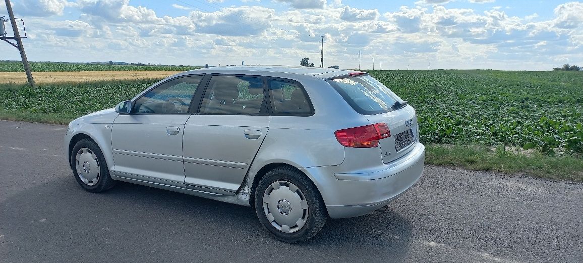 AUDI A3 5D  1,6 102 KM MPI Sportback