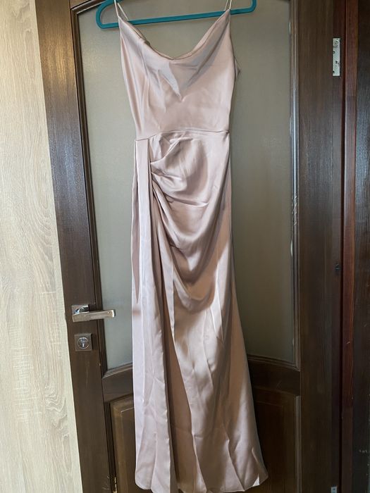 Сукня вечірня, випускна