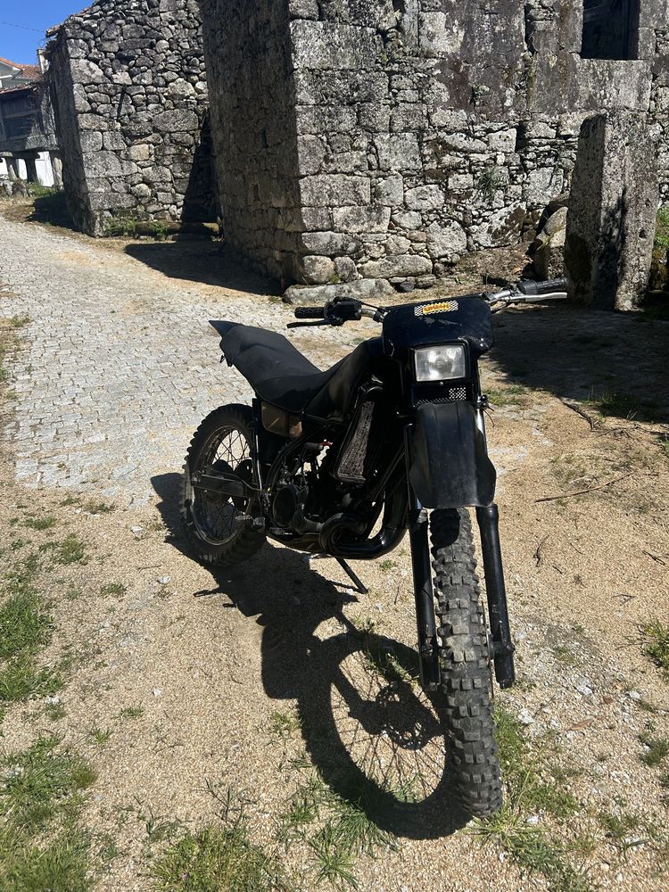 DT 125 LC YPVS 1986