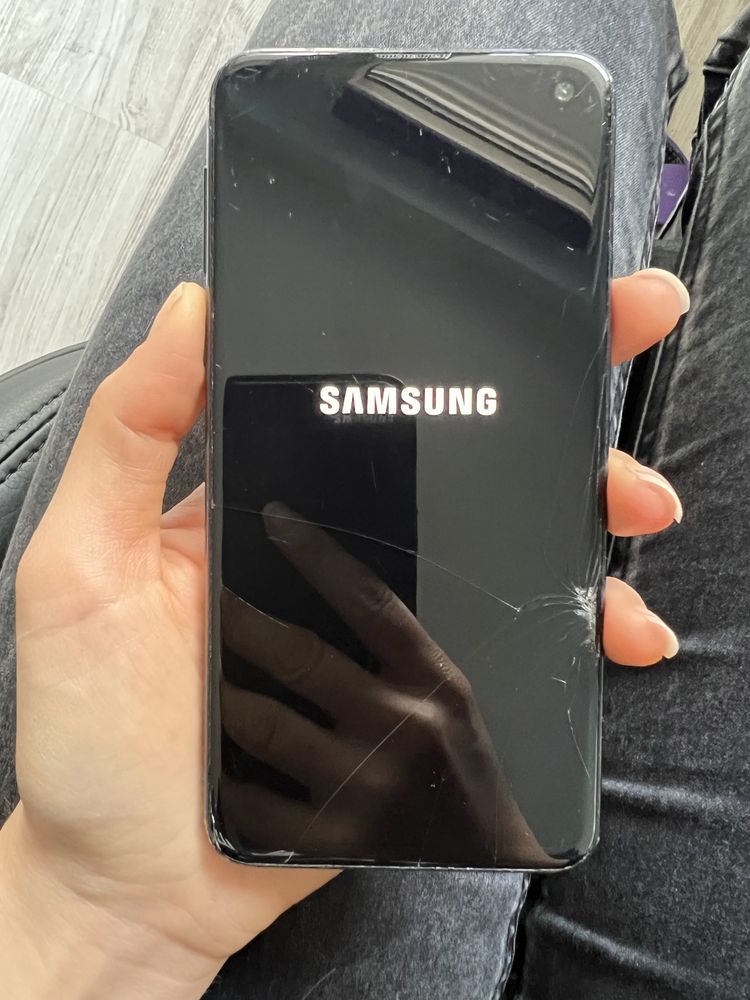 Samsung galaxy s10e sprawny, czarny, 128GB