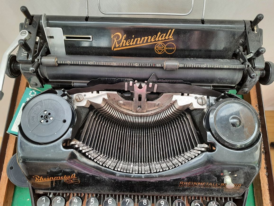 Печатная механическая машинка Rheinmetall