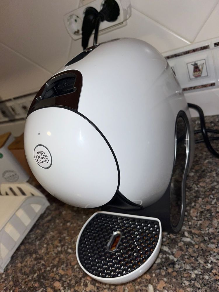 Vendo maquina dolce gusto