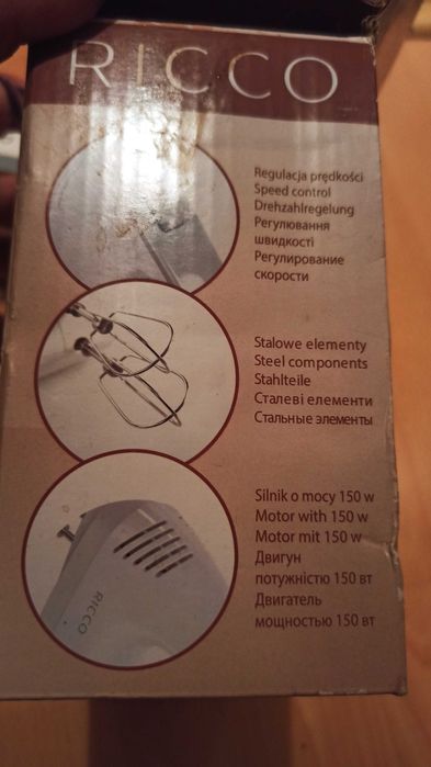 Mikser ręczny Ricco sprawny mały zgrabny i wygodny