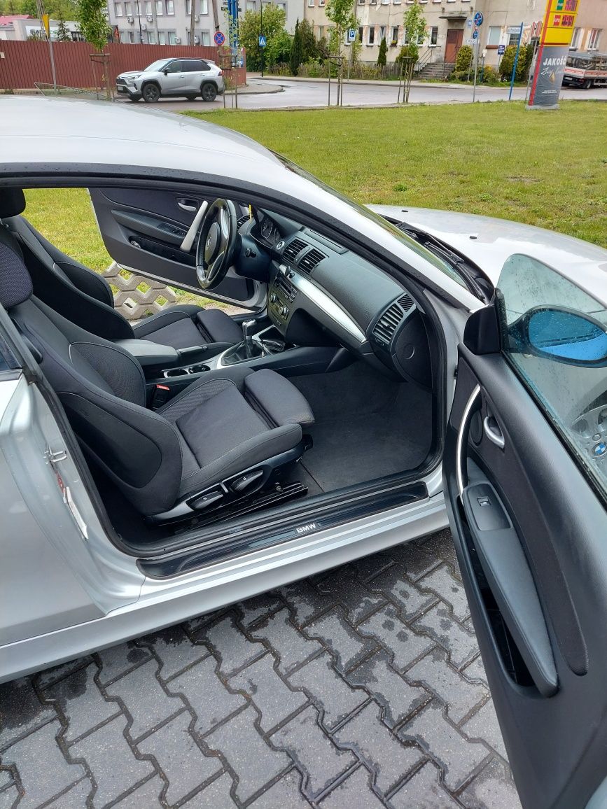Bmw 118i seria 1 e81 PDC uszanowane