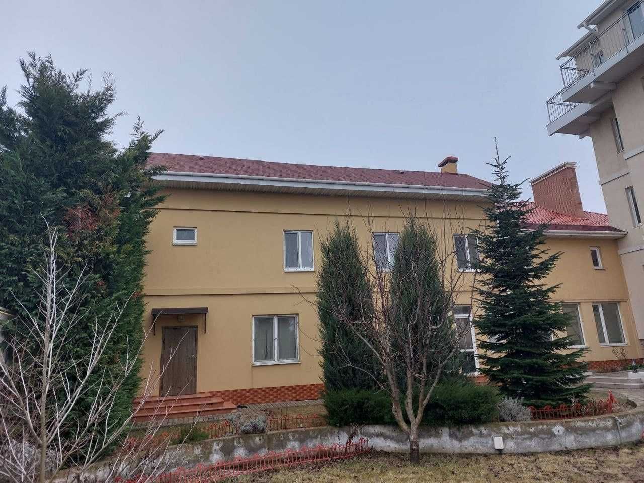 продам помещение под Хостел в Совиньоне