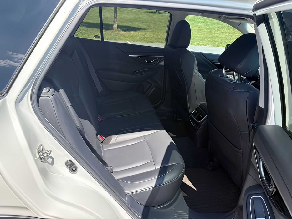 Subaru Outback      2020