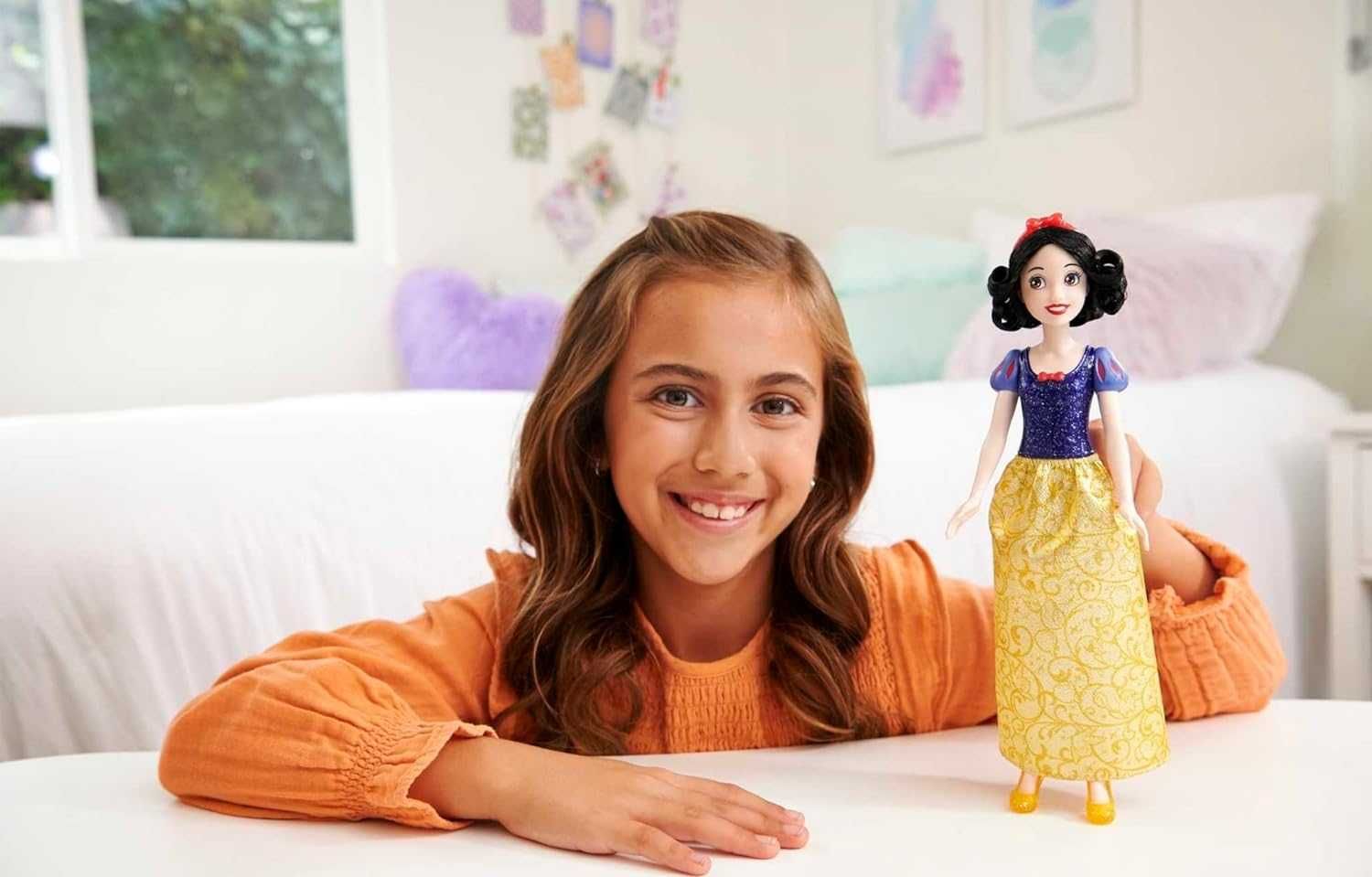 Лялька Білосніжка Mattel Disney Princess Snow White Fashion Doll