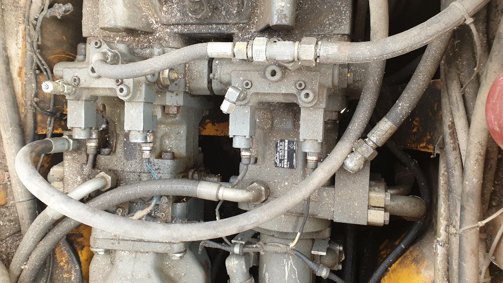 spycharka spych LIEBHERR PR 752 742 BL 732 pompa linde HPV130-01L 2562