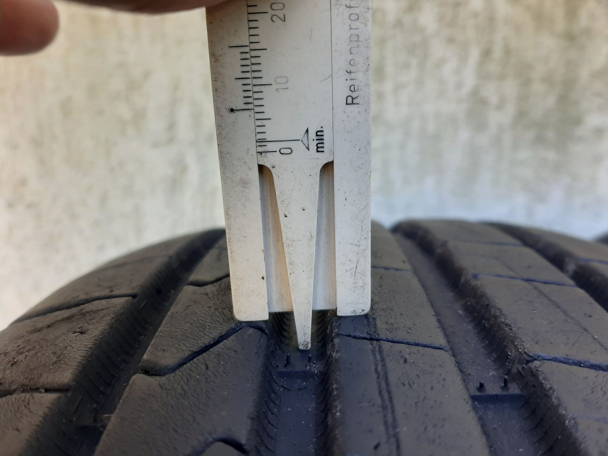 2x Opony letnie 205/60R16 Hankook VentusPrime 4 / 7mm / 2023r
