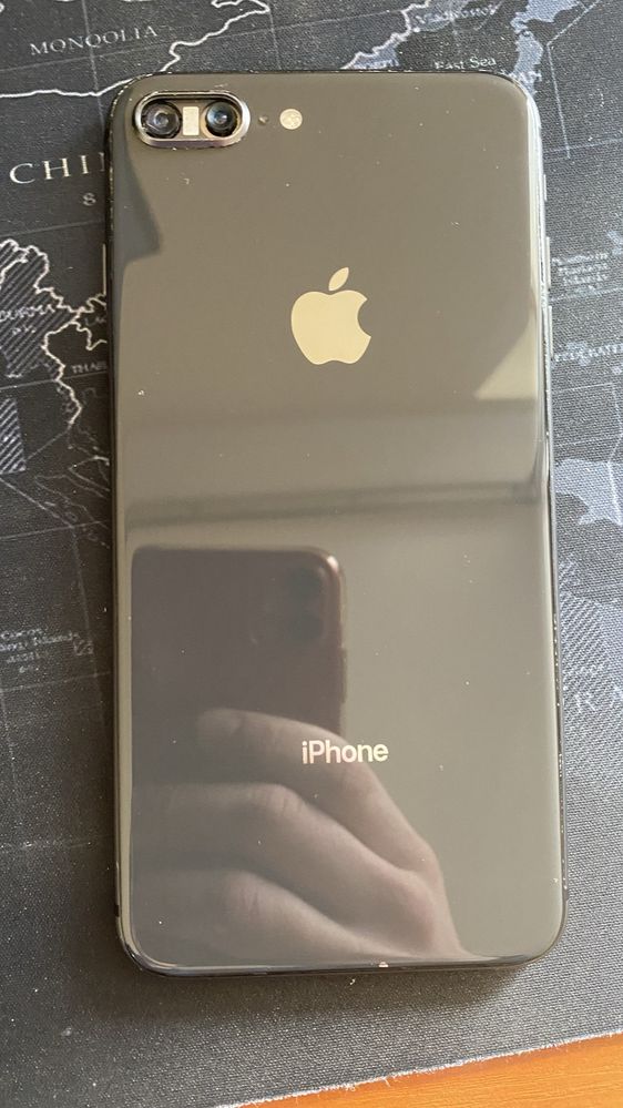 Iphone 8+ 64 gb