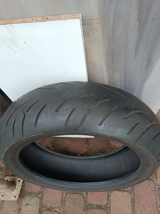 Sprzedam opony motocyklowe bridgestone