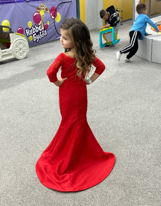 платтячко і туфельки для дівчинки 5 рочків