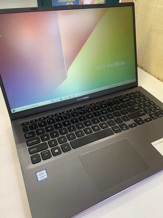 Laptop ASUS VivoBook 15