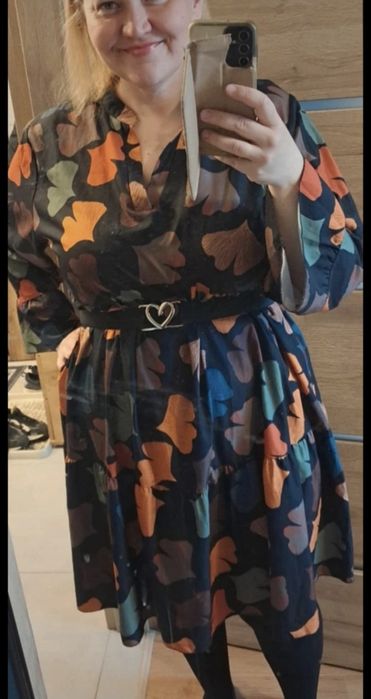 Sukienka w liście/bez paska/