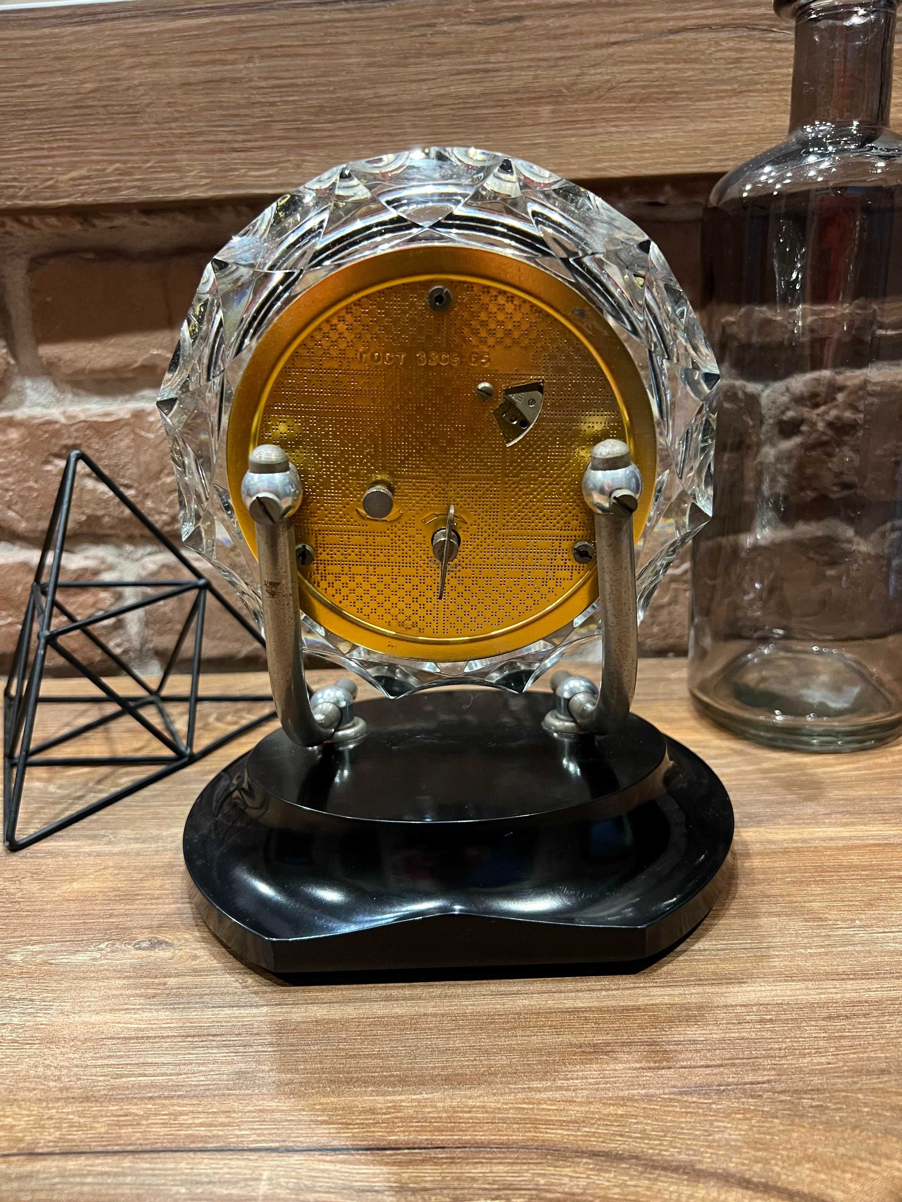 Vintage zegar kryształowy MAJAK PRL